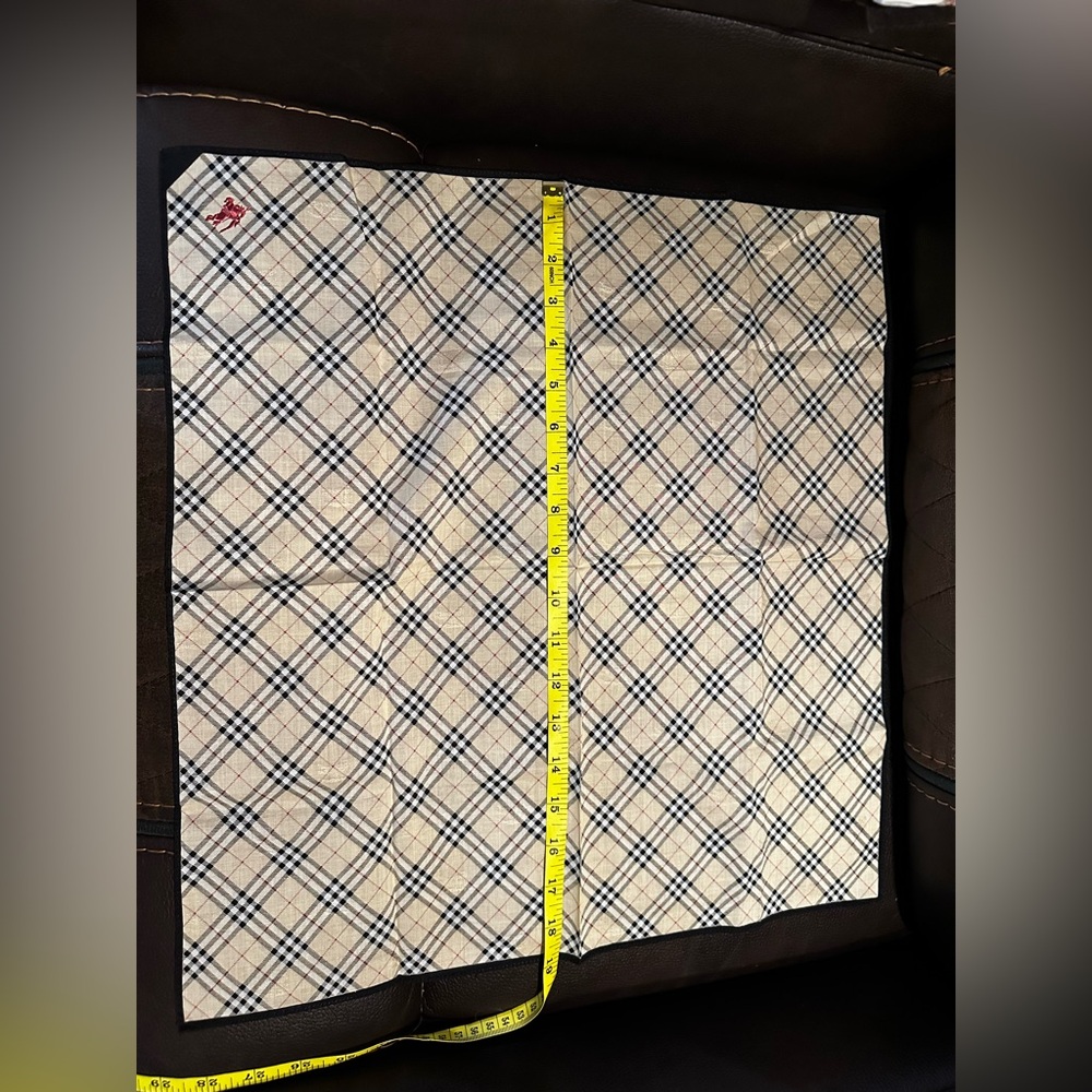 Burberry Beige Nova Check Men's handkerchief/pocket square - Picture 4 of 6